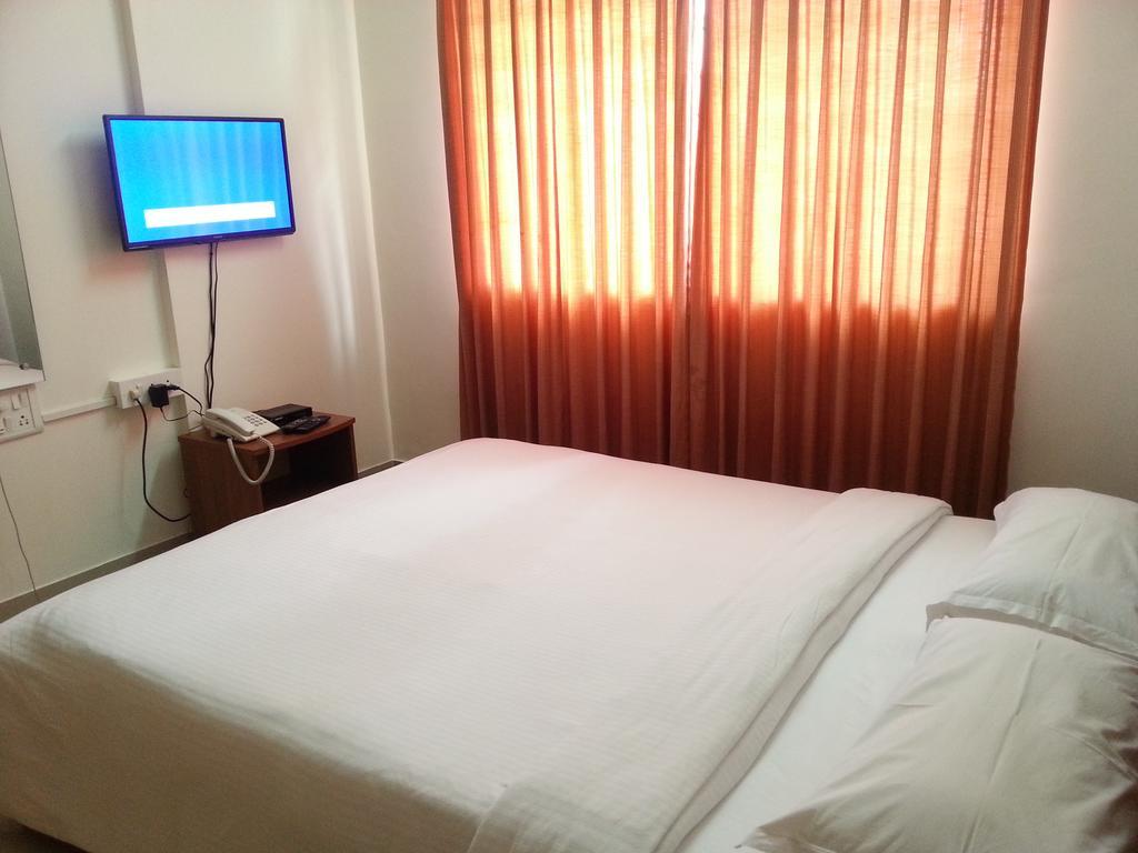 The Grand Serenity Apartment Hotel Μπανγκαλόρ Εξωτερικό φωτογραφία