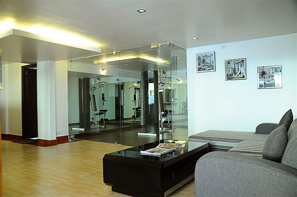 The Grand Serenity Apartment Hotel Μπανγκαλόρ Εξωτερικό φωτογραφία