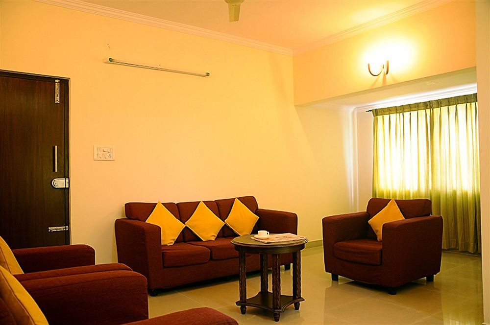 The Grand Serenity Apartment Hotel Μπανγκαλόρ Εξωτερικό φωτογραφία
